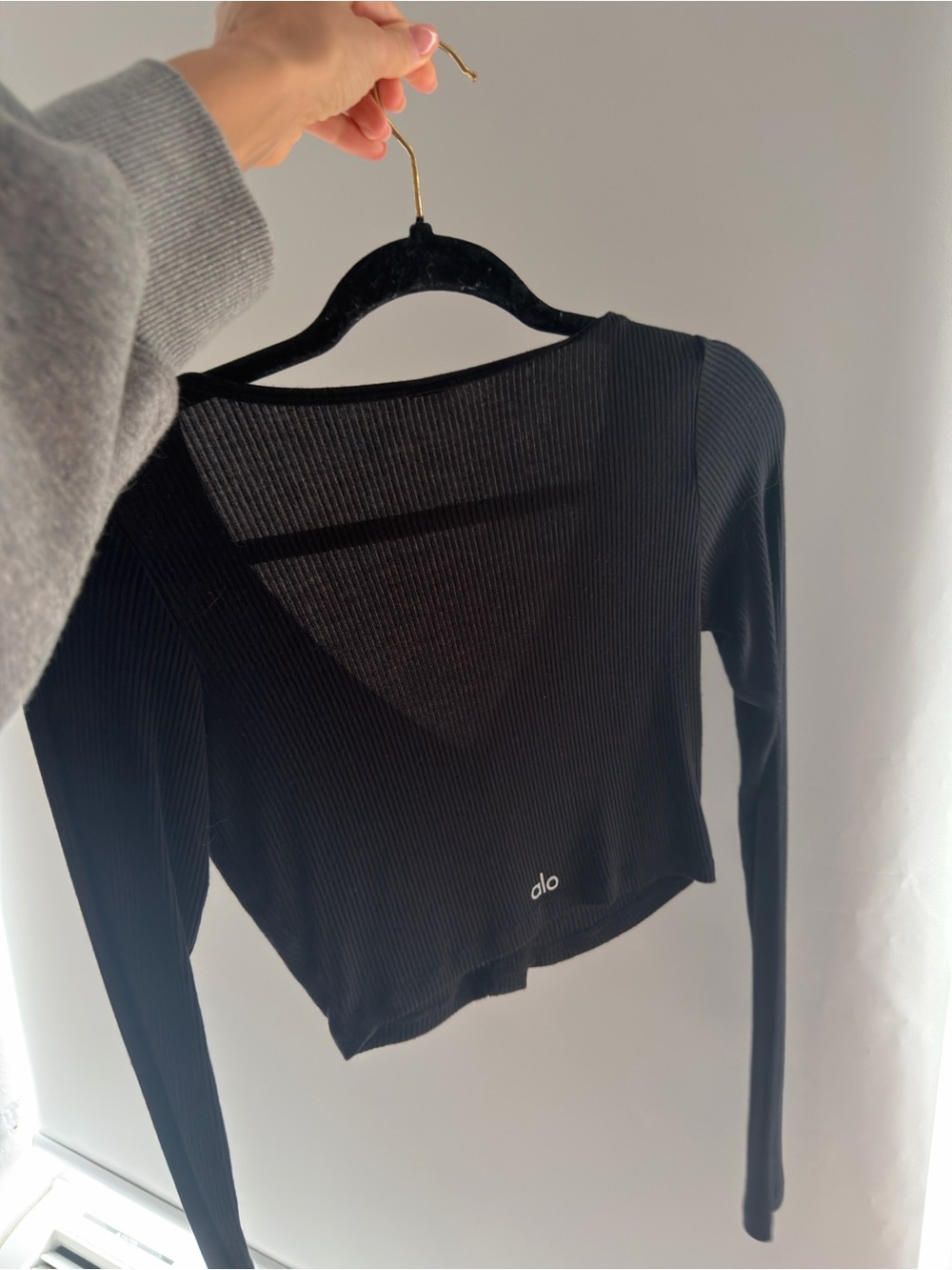Alo Yoga Soft Crop Finesse Long Sleeve